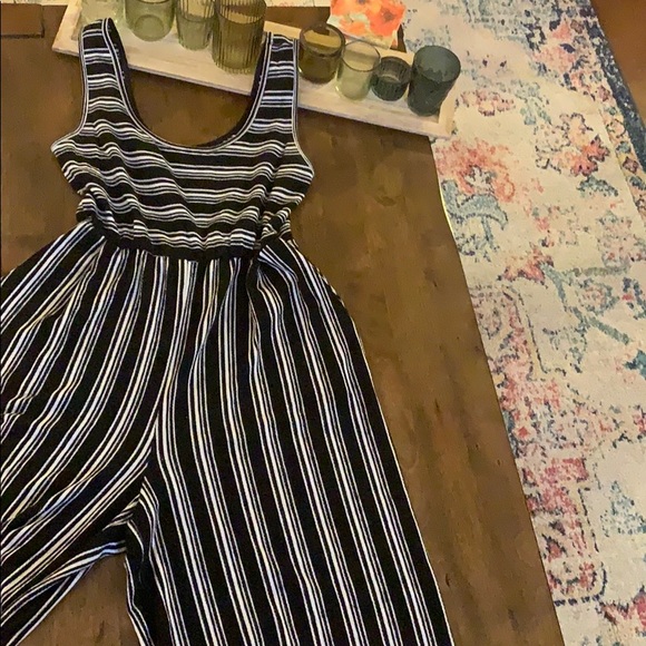 Striped Midi Jumpsuit 🔥 - Picture 2 of 9